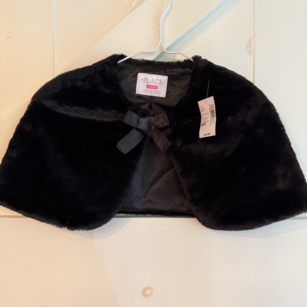 The Children's Place Black Faux Fur Cape Bow Detail Size Medium Brand New!
